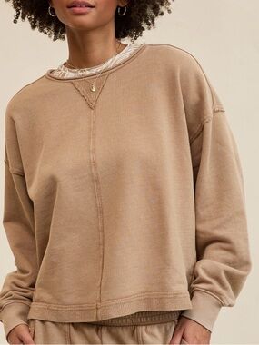 AERIE VACAY CREW NECK ‼️